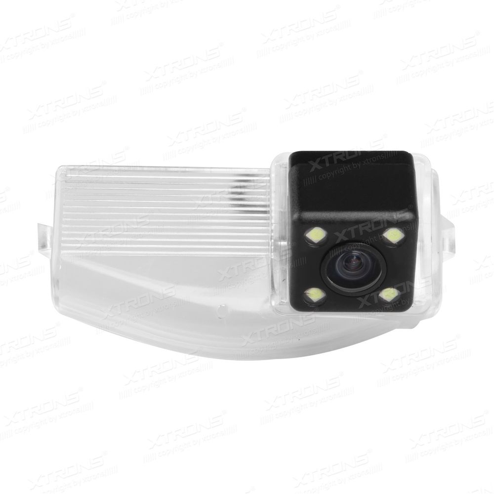 Spesialtilpasset ryggekamera for Mazda M2 / M3