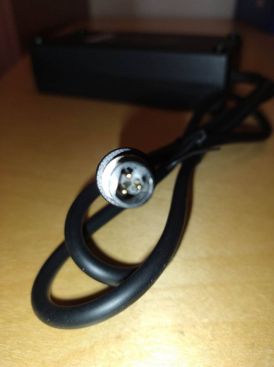 Lader liten 3pin  for 14ah Batteri for el sykkel - 48V