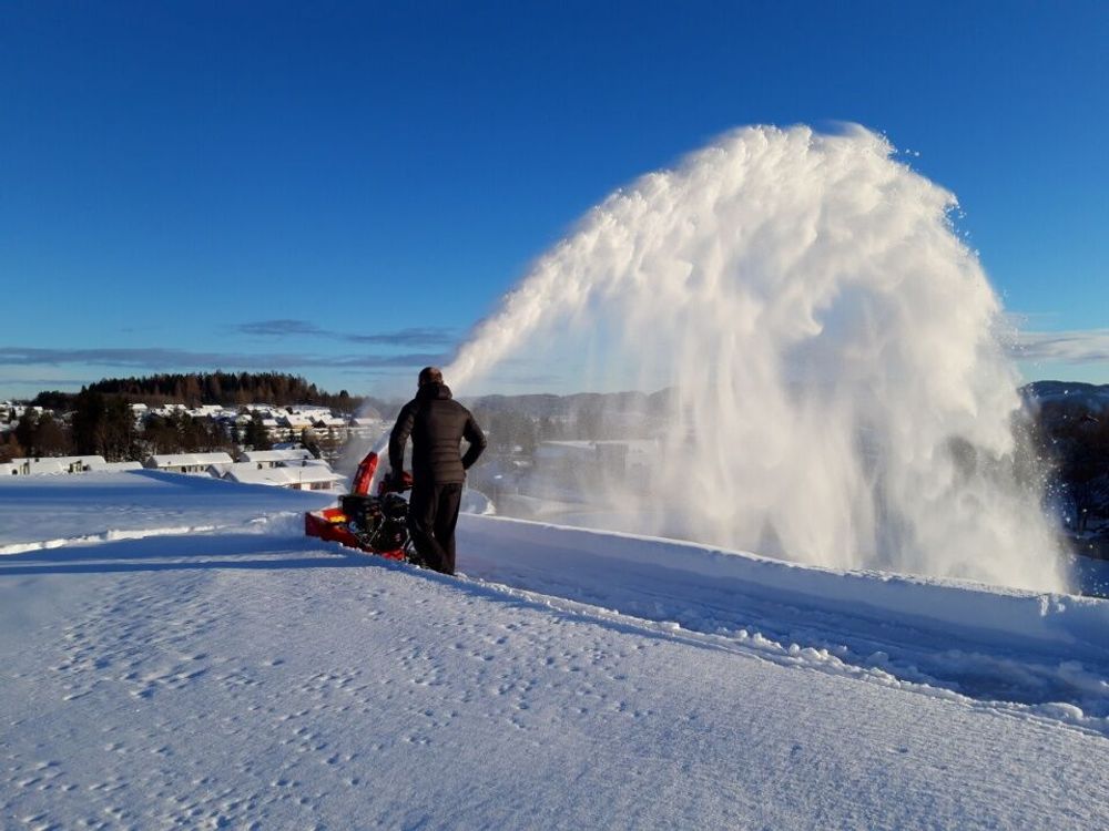 Snowpro 15hk beltedrevet snøfreser